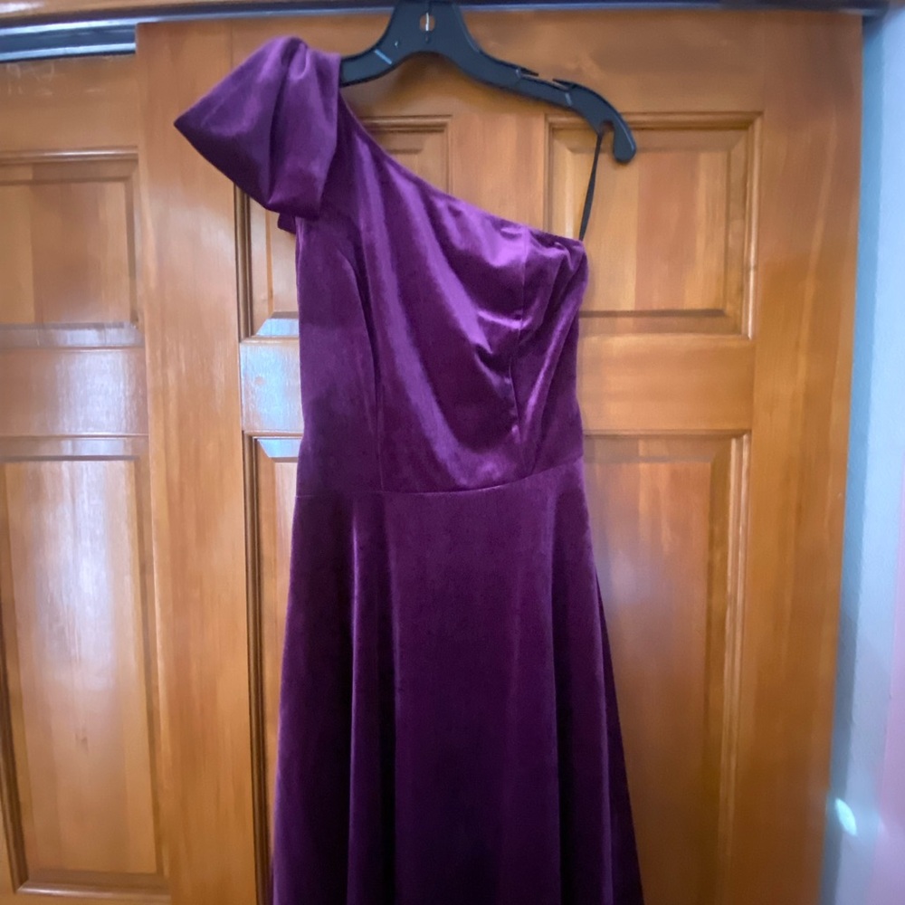 Elegant Purple One-Shoulder Dress